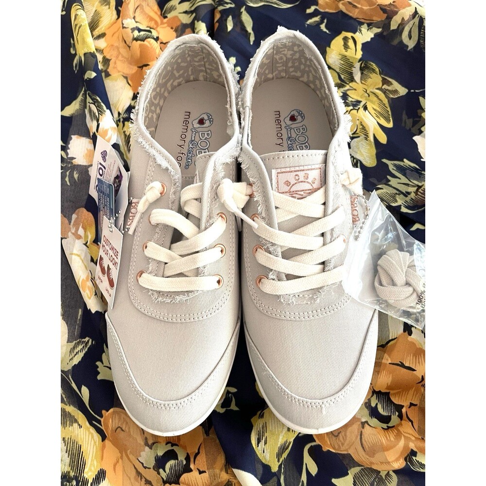 Skechers Bobs B Sneakers Light Gray Slip On Shoes Frayed Edges Ladies 8.5 NWT